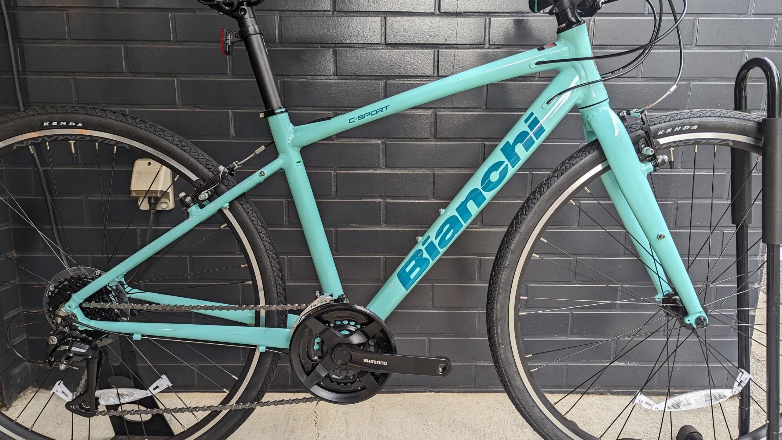 ﾋﾞｱﾝｷ】Bianchi C・Sport 1 入荷！【ｴﾝﾄﾘｰｸﾛｽﾊﾞｲｸ】 | 自転車のこと