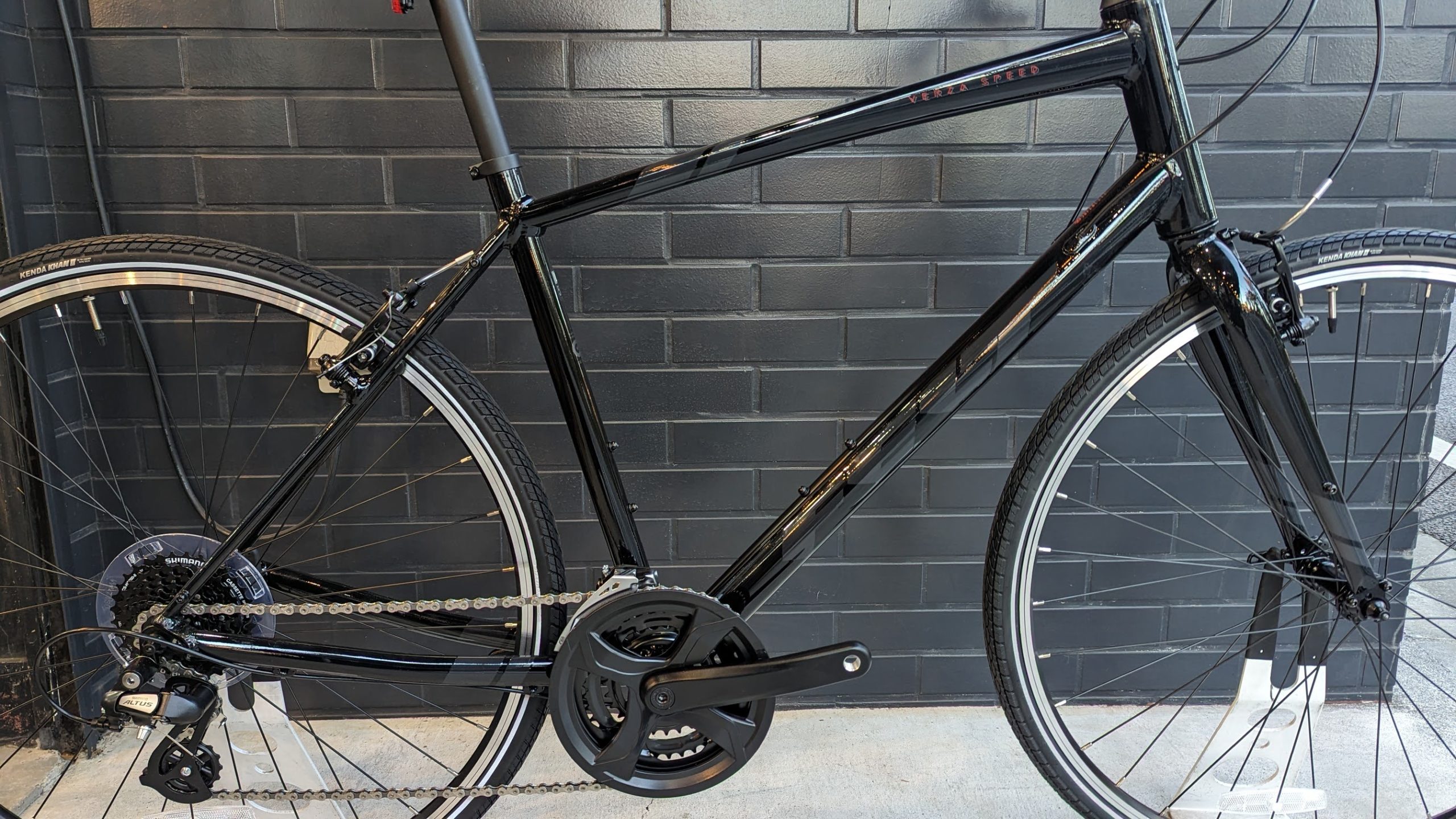 ﾘﾆｭｰｱﾙ!】FELT VERZA SPEED 50 入荷！【人気ｸﾛｽﾊﾞｲｸ】 | 自転車のこと