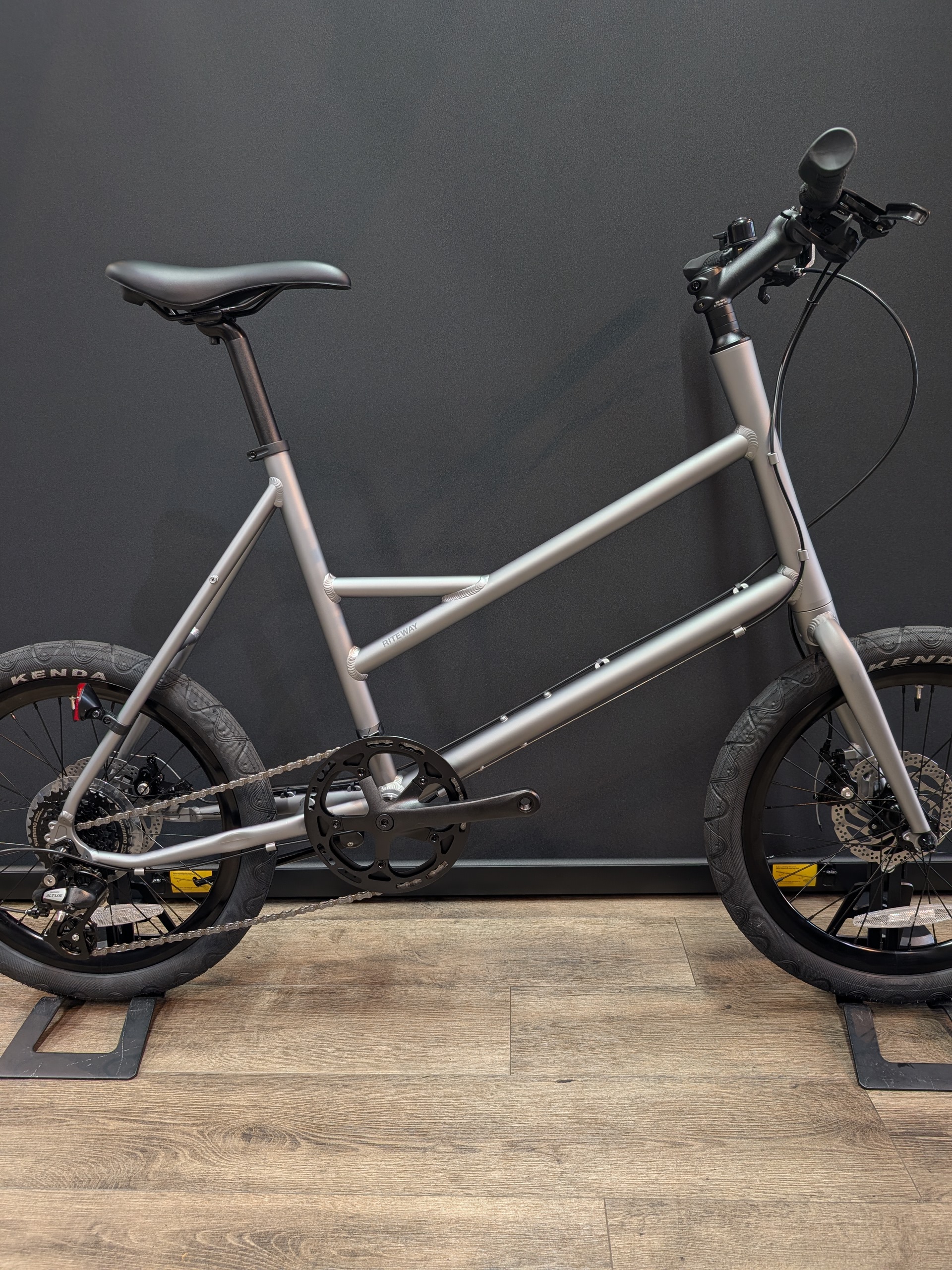 ｵｼｬﾚな】ライトウェイ グレイシア 入荷！【小径車！】 | 自転車のこと