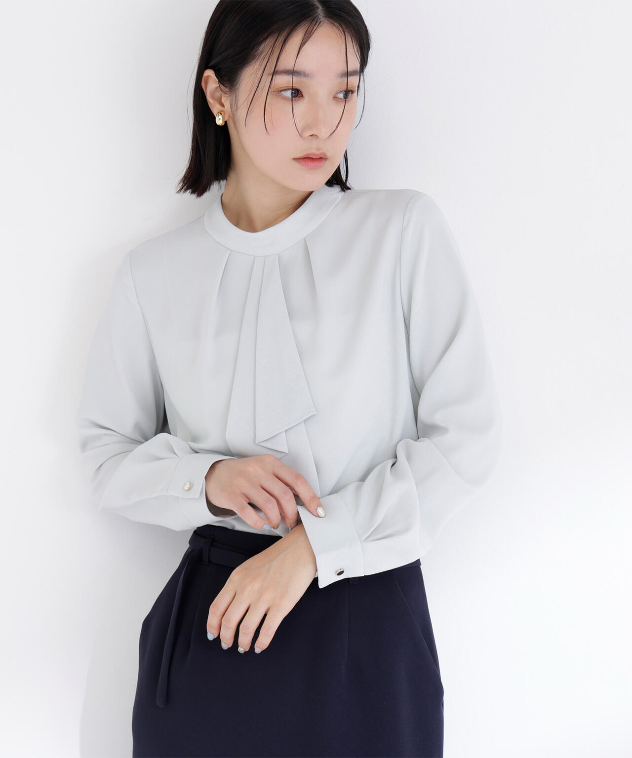 ラッフルボウタイブラウス | NATURAL BEAUTY BASIC（ナチュラル