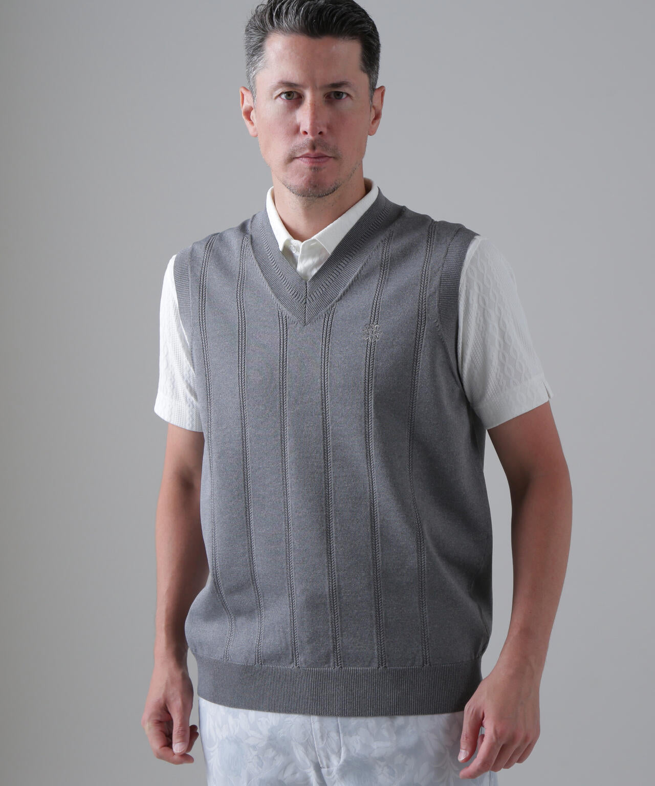 14G天竺×ケーブル Vネックニットベスト (MENS) | St ANDREWS（セント