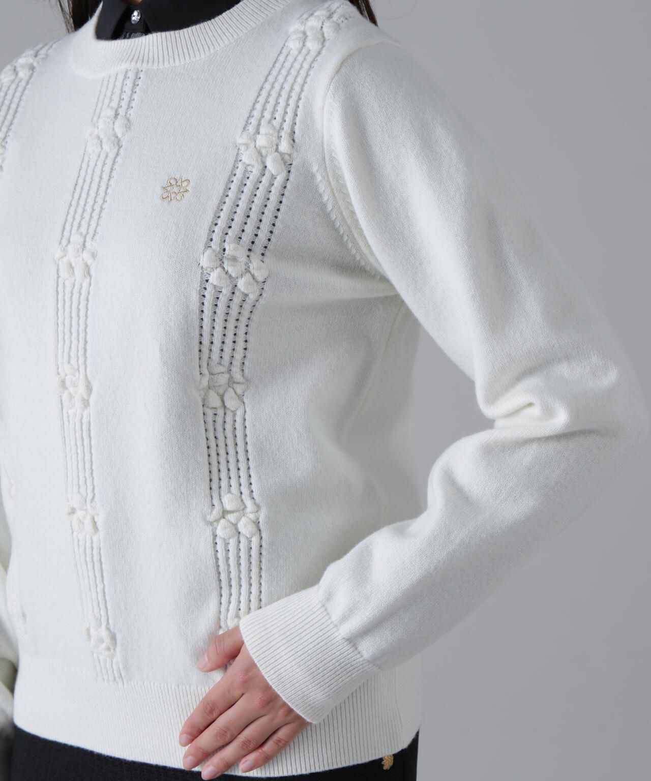 9Gアイレットリブ花柄クルーネックニットプルオーバー (WOMENS) | St