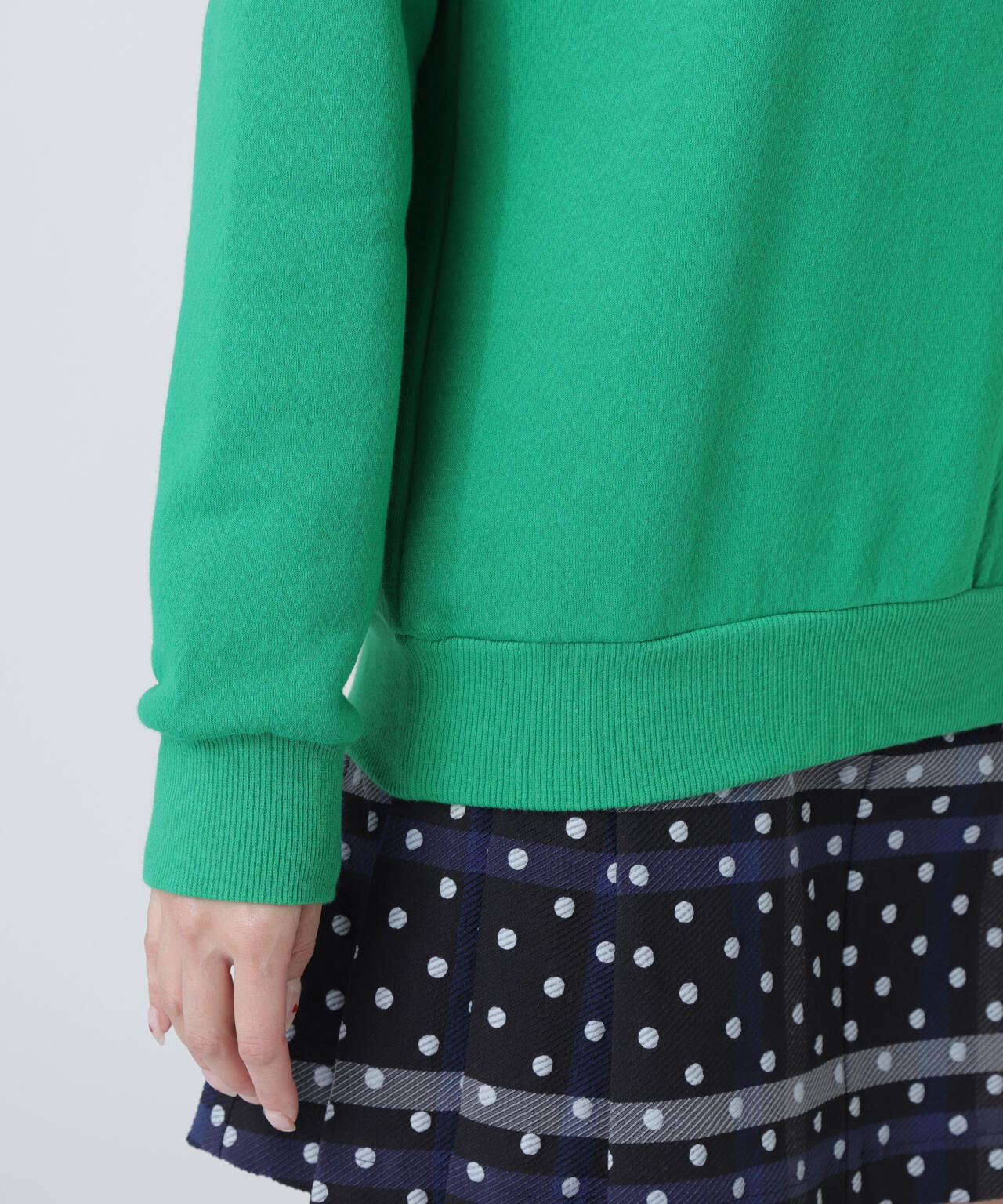 ジグザグ裏毛ジャガードクルーネックスウェットプルオーバー | PEARLY