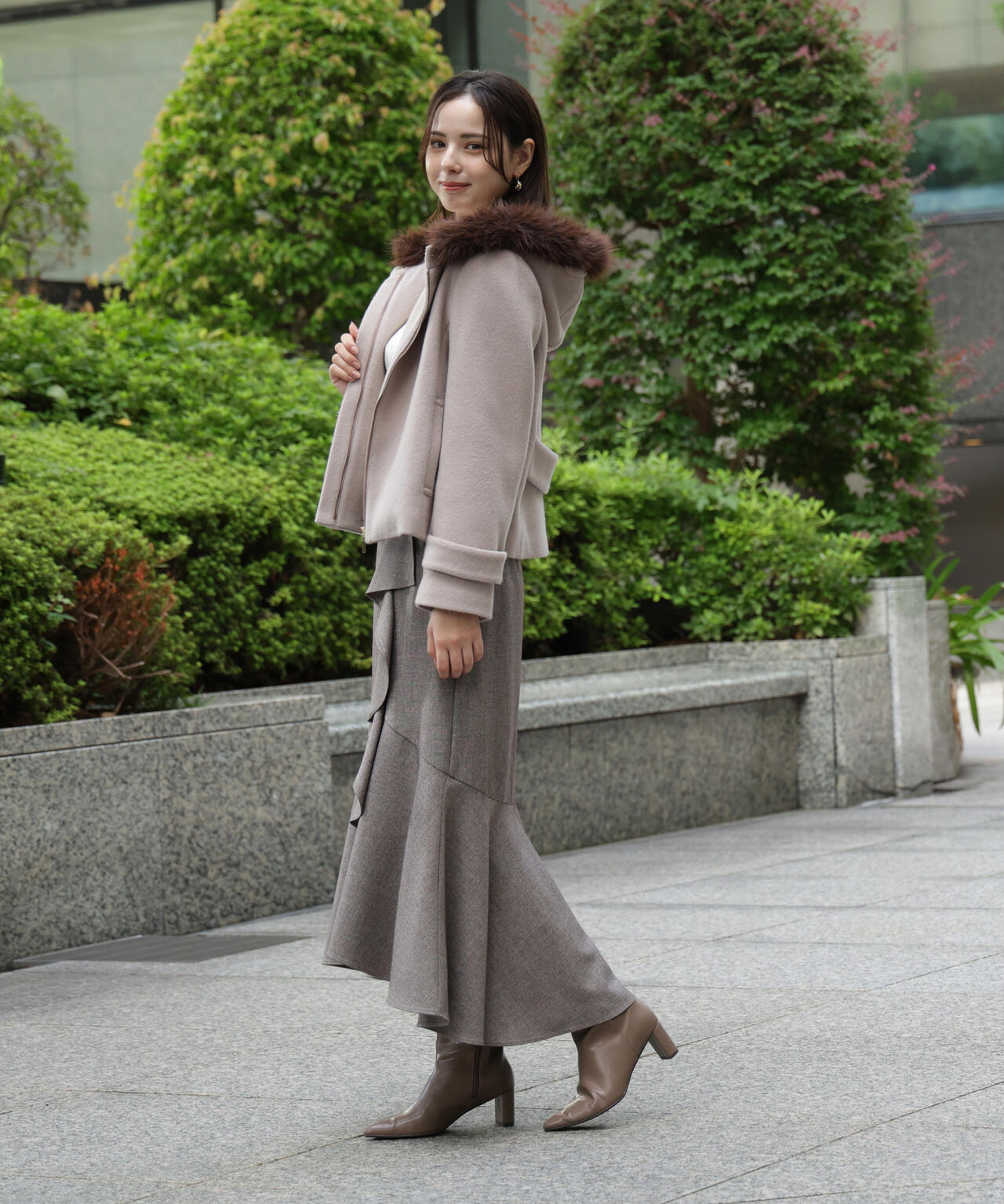 加藤栞さん着用】ラッフルディテールスカート | PROPORTION BODY