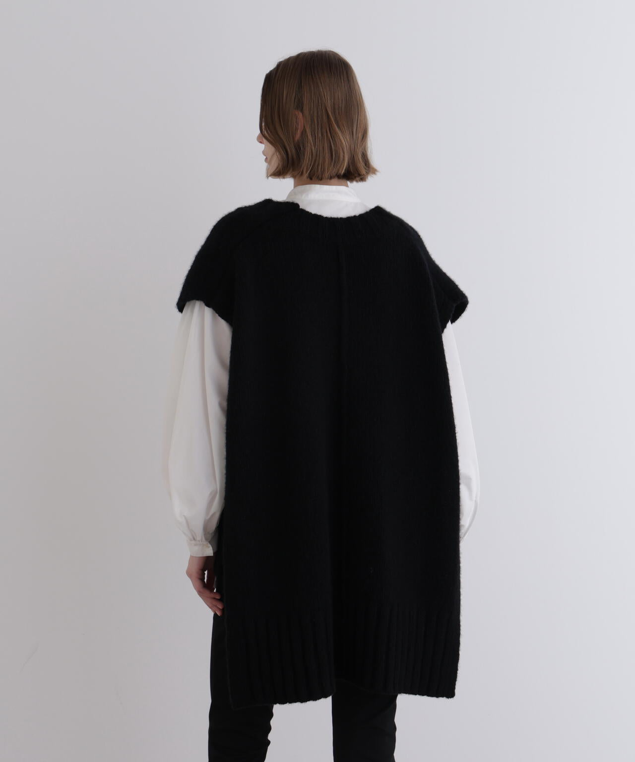 Vネックニットジレ | LE PHIL（ル フィル） ｜【公式】通販mix.tokyo