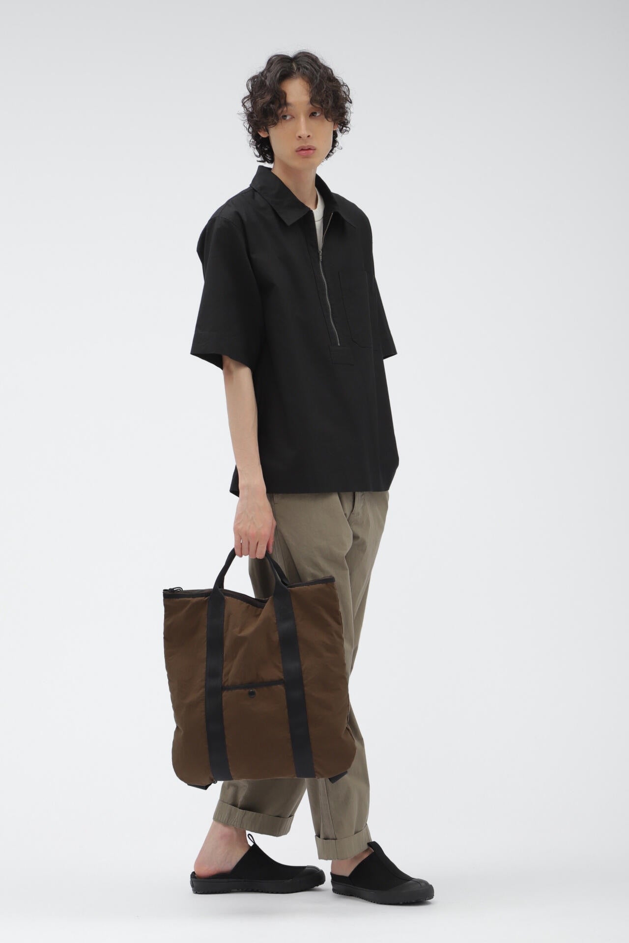 WORN NYLON OXFORD | MARGARET HOWELL（マーガレット・ハウエル