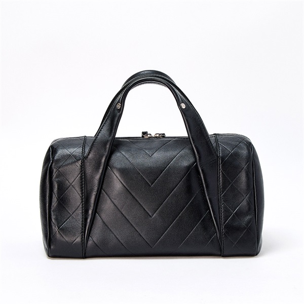 CHANEL シェブロン ミニボストン 2006年頃 ボストンバッグ ブラック