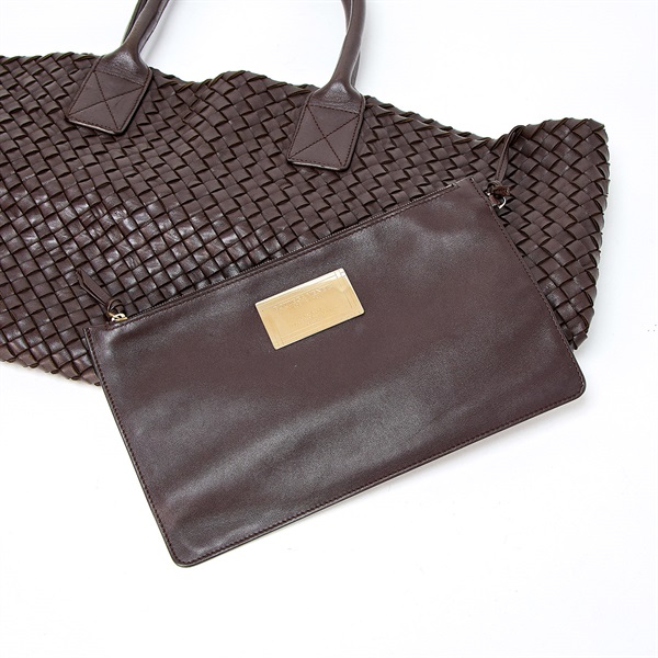 BOTTEGA VENETA イントレチャート カバ MM トートバッグ ブラウン