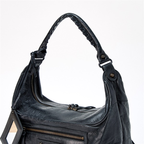 BALENCIAGA ザ デイ ショルダーバッグ ブラック マットゴールド レザー