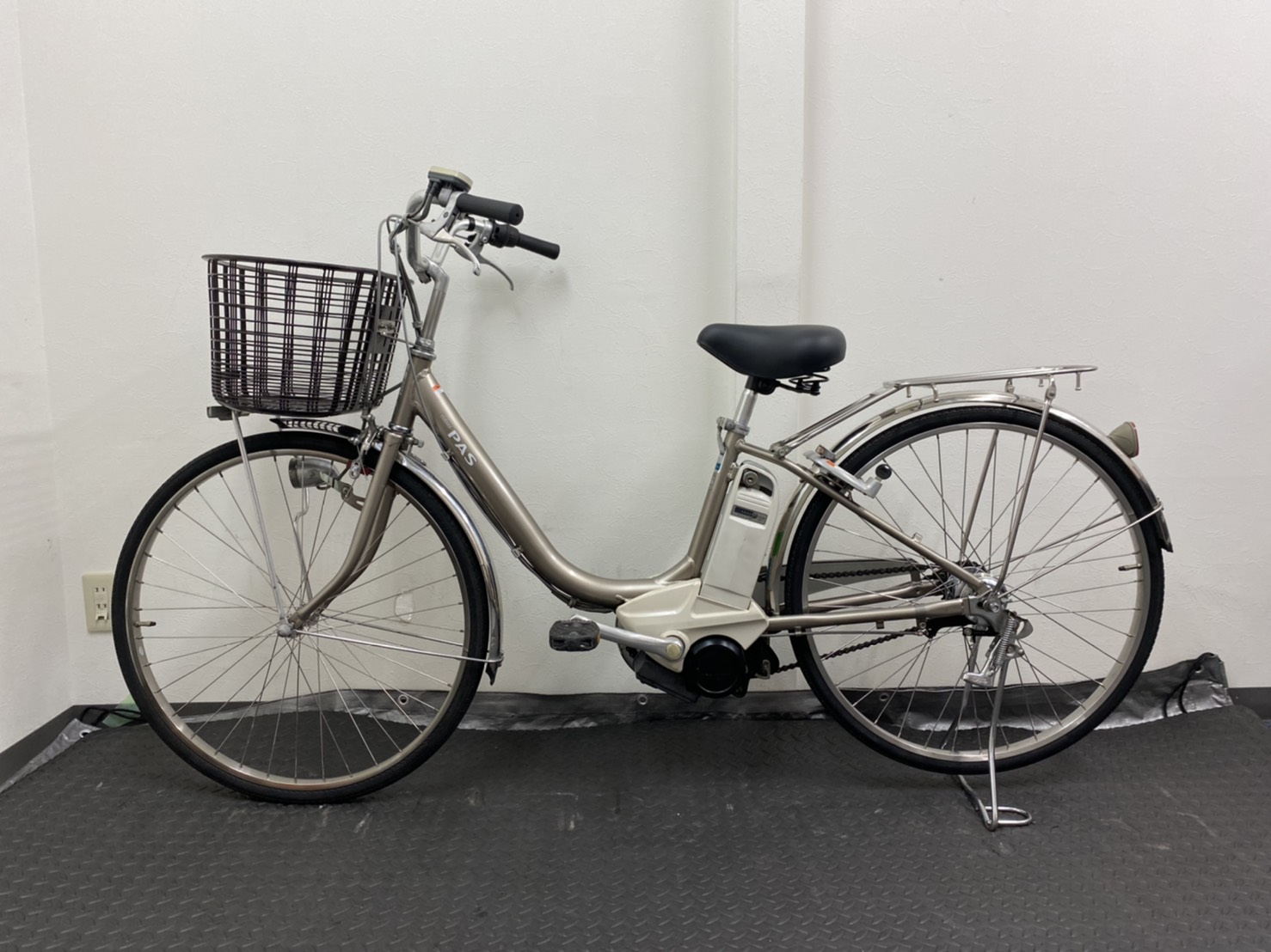SOLD OUT】電動自転車 ヤマハ PASリチウム 26インチ シャンパン