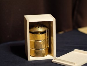 雪丘工房 灯油ランタン | モノ好き