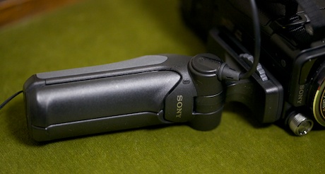 リモコン三脚グリップ GP-AVT1 レビュー – mono-logue