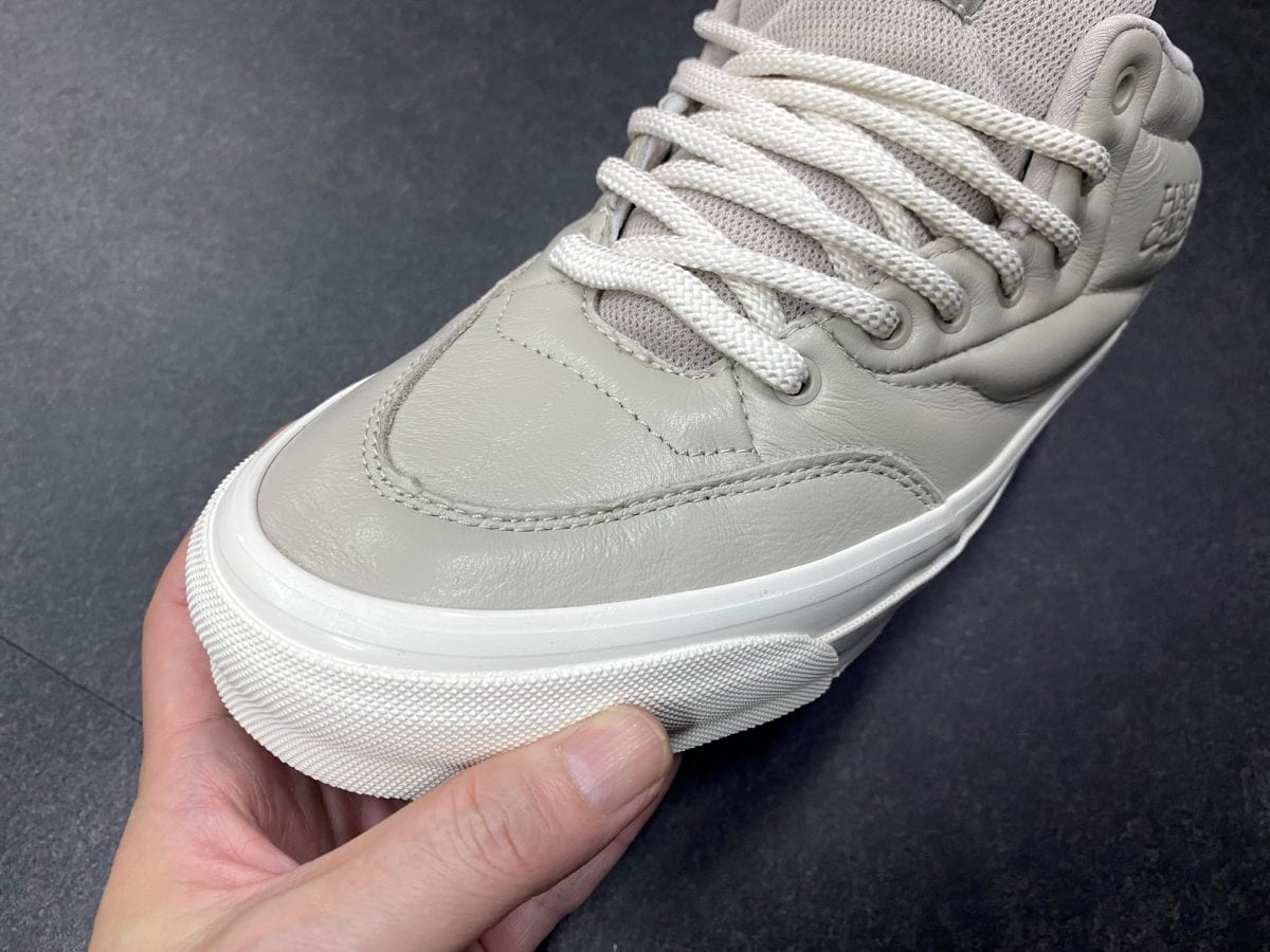 VANS発の一歩先行く万能シューズ」日常もスケートも制覇！型破りな