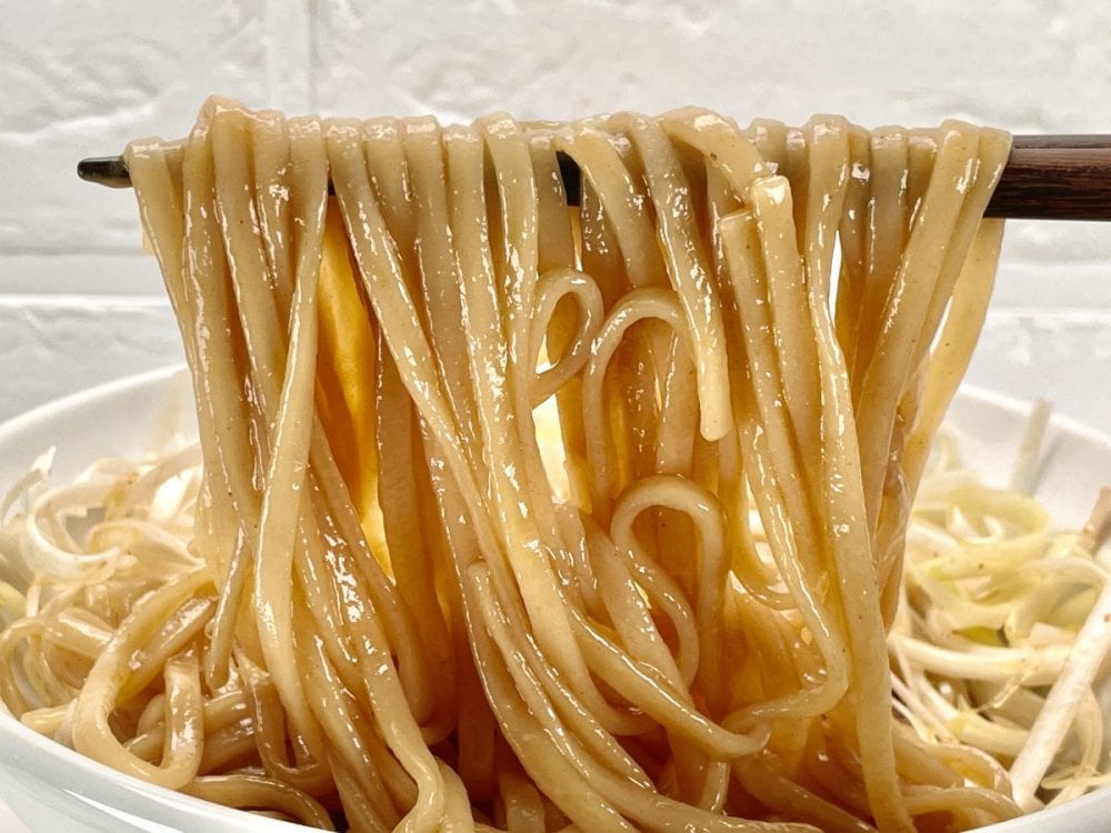 このインスタントラーメン、爆うま」即席麺マニアおすすめ“暑い夏に