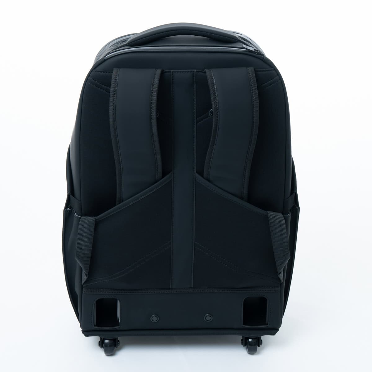 背負えるスーツケース】キャスター格納式で「キャリー→リュックに瞬間