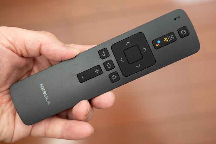 アンカーのシーリングプロジェクター「Nebula Nova」レビュー！購入前