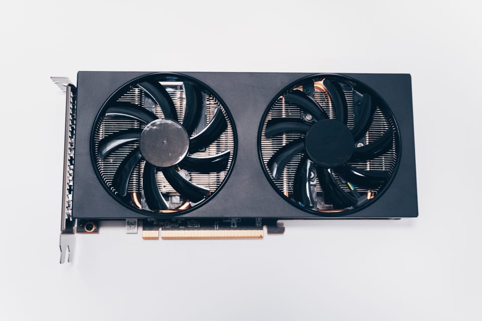 Mini-ITXケースにも入るコンパクトなRX5700XT搭載GPU「玄人志向 RD