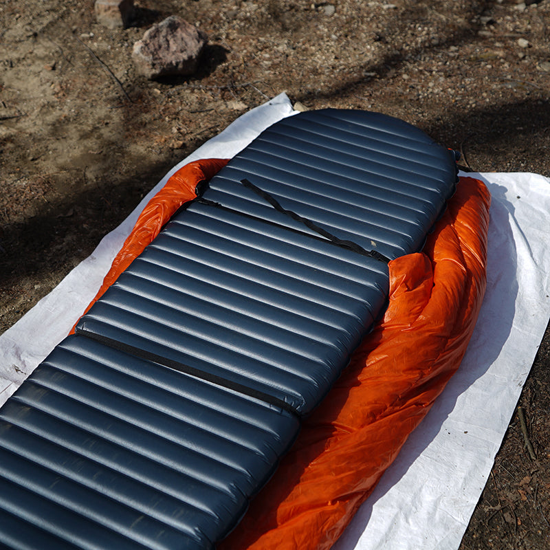 ENLIGHTENED EQUIPMENT / Revelation 850 20°F Down Ver