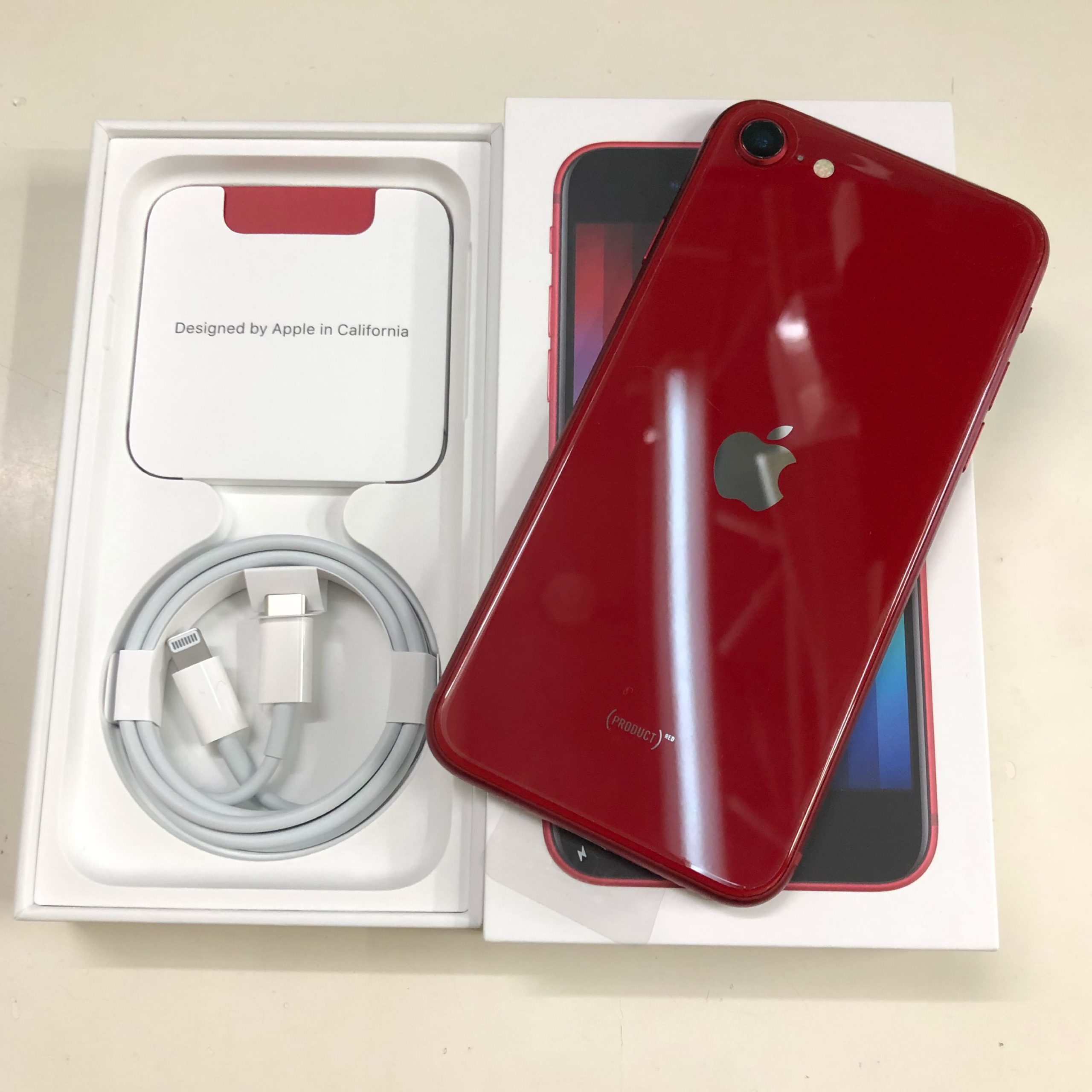 iPhone SE 第3世代 2022年 | スマホ・携帯・iPhone高価買取の