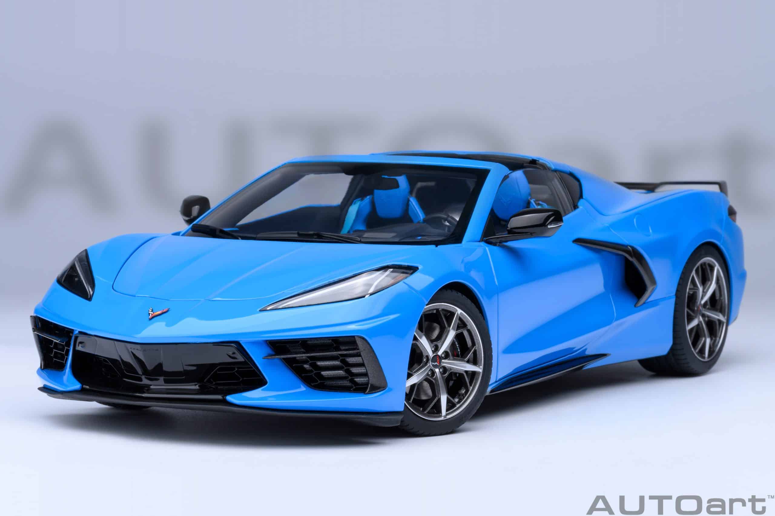 AUTOart 1:18 シボレー コルベット C8 スティングレイ ラピッドブルー