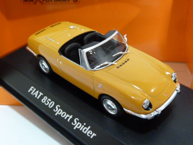 Fiat 850 Sport Spider Ochre Yellow 1:43 940121230 MAXICHAMPS