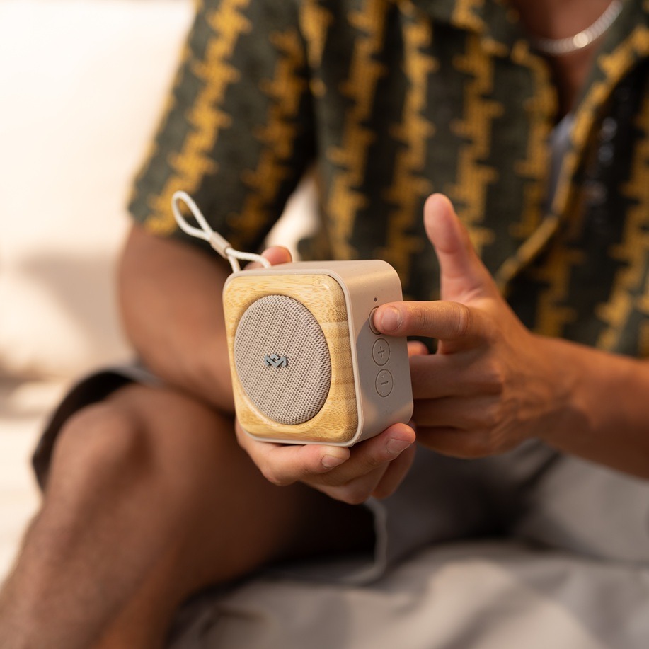 ROOTS｜The House of Marley のコンパクト Bluetooth スピーカー