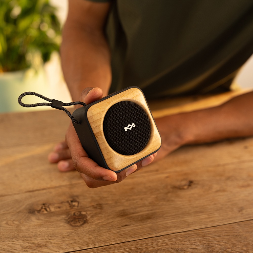 ROOTS｜The House of Marley のコンパクト Bluetooth スピーカー
