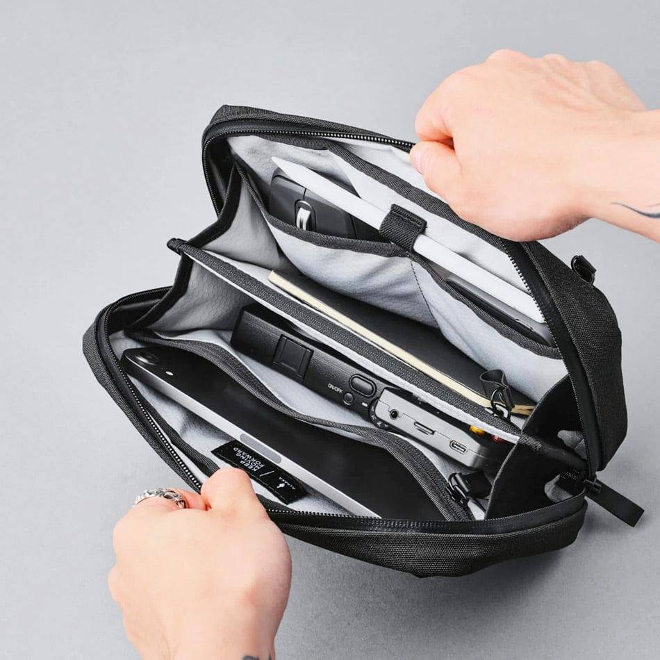 Alpaka Elements Tech Case V2 - Axoflux Black