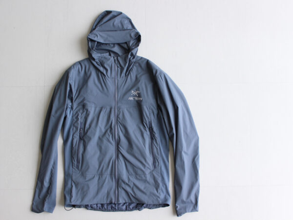 寒い時期の行動着として。ARC'TERYX ATOM SL HOODYという選択肢 – moderate