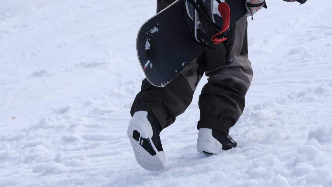 AERIS｜滑り方やギアマッチングに左右されない多目的ブーツの傑作