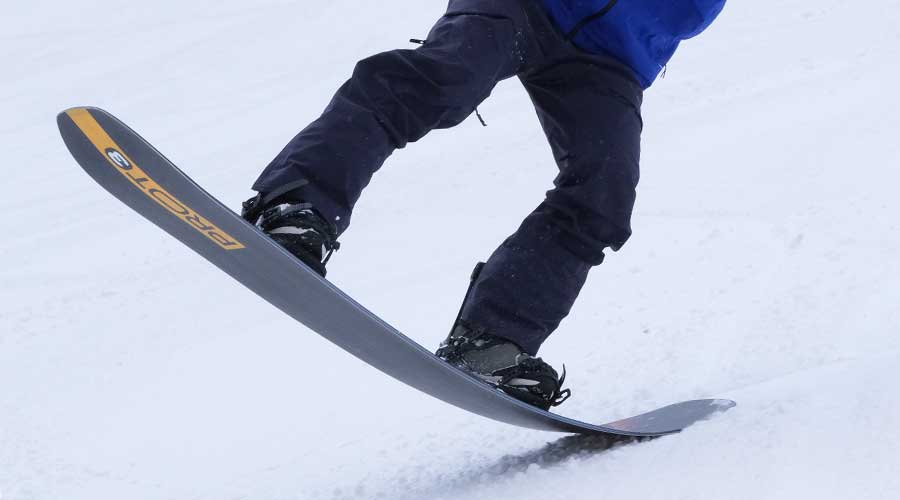 ECLIPSE｜訳あってR40指定！反則級のオールラウンドボード、現る