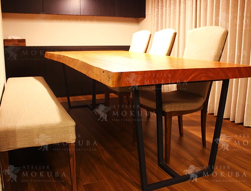 ダイニングテーブルxケヤキ【東京都文京区 個人住宅】モダンな空間にも