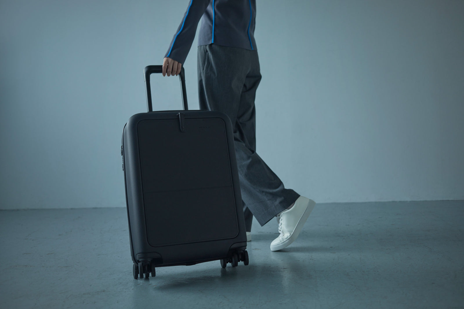 moln-small-obsidian-