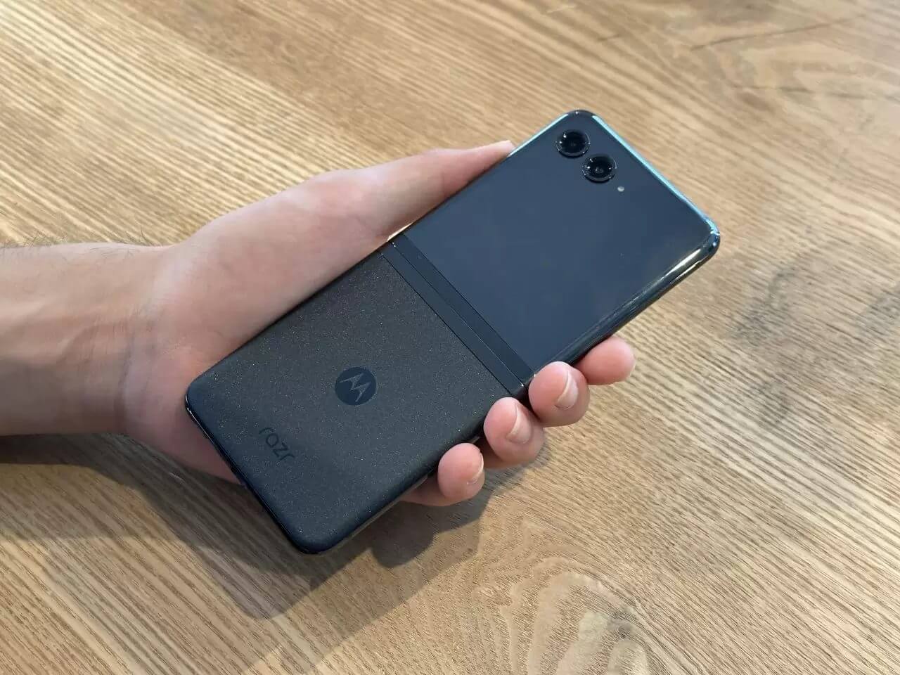 razr 40 ultra レビュー(スマホのススメ)｜モト部：motorola fan club