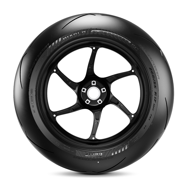 ピレリ ディアボロ スーパーコルサがこの夏、ついにV4にアップデート