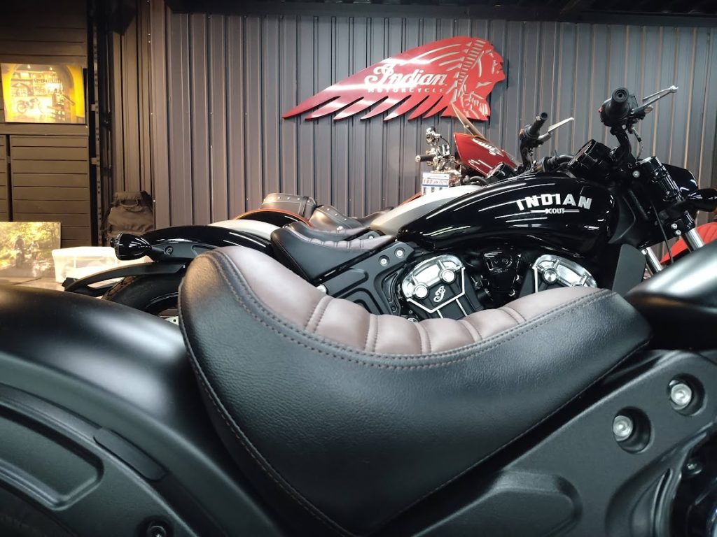 座り心地が劇的に改善!?インディアン純正オプションの 『スカウト
