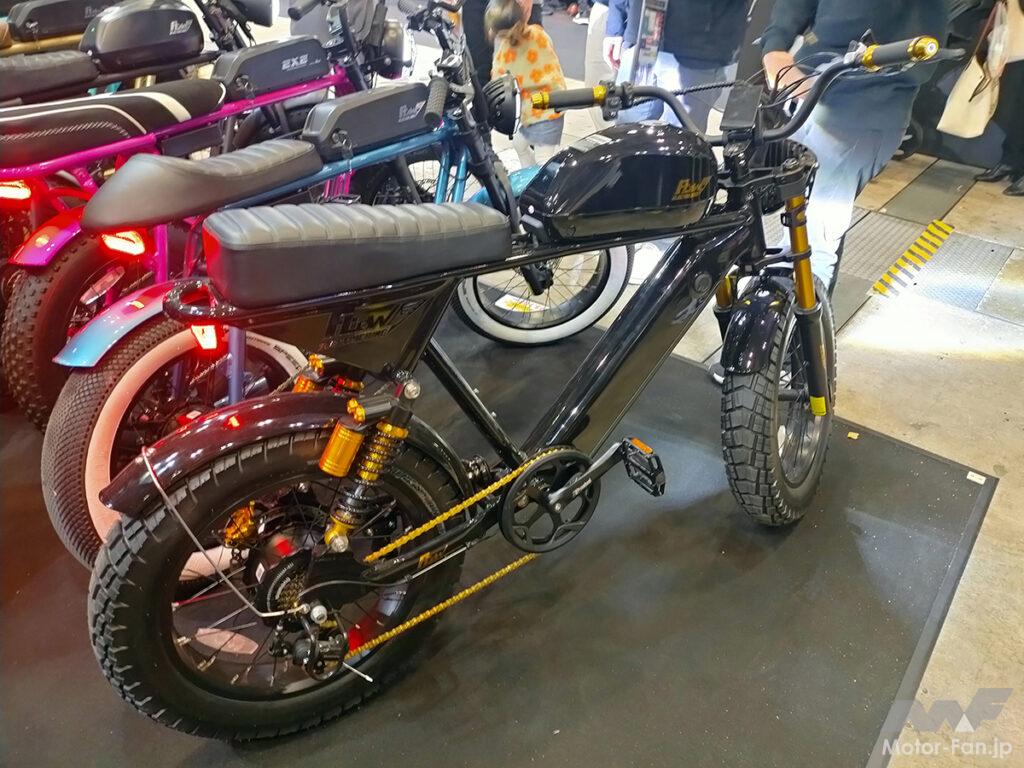 運転免許なしで走れます、見た目はバイク風の電動アシストe-BIKE「FLOW