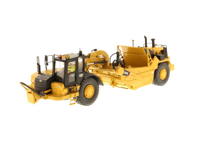 1:50 Cat 627K Wheel Tractor-Scraper — Motor City Classics