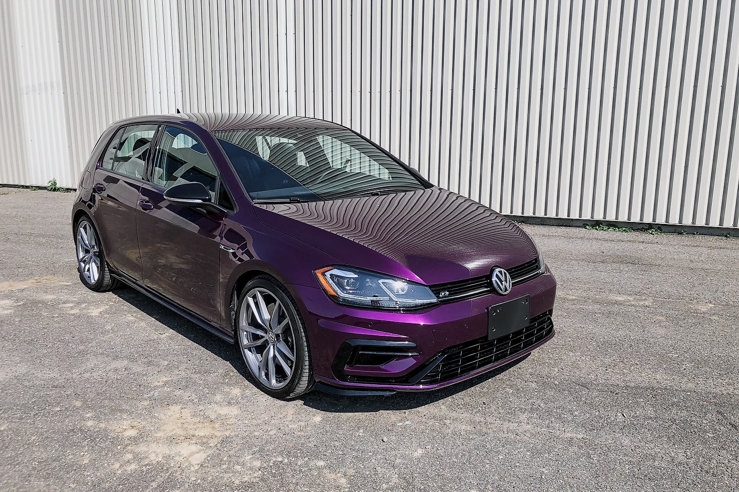 VW Testing Out Audi RS 3 5-Cylinder Turbo in Golf R - Motor