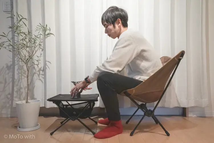 ヘリノックス｜タクティカルテーブルSのレビュー！バイクのソロ