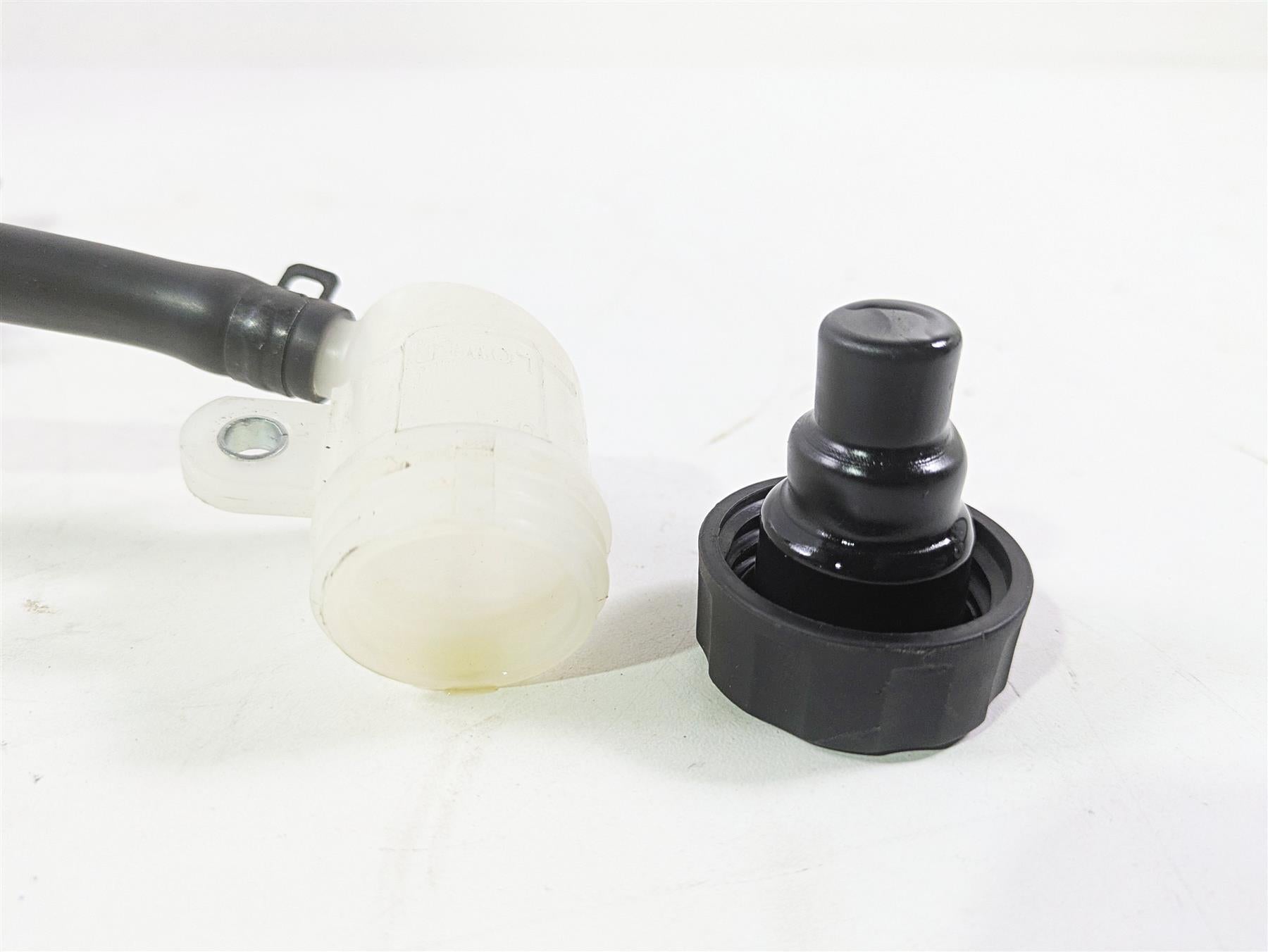 2020 Kawasaki ZX6R ZX636 Ninja Rear Brake Master Cylinder 1/2