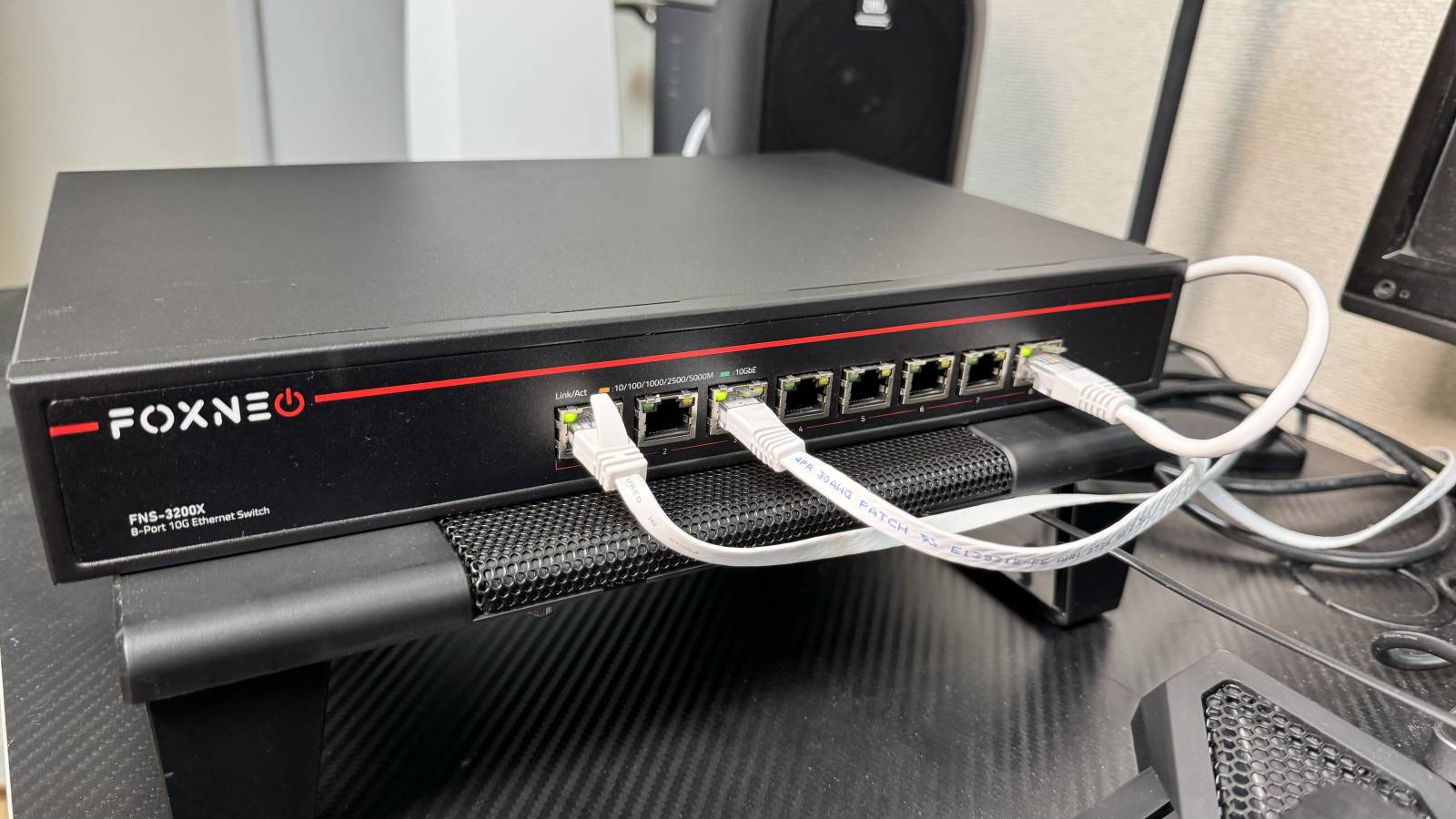 FOXNEO 10Gbps 8ポート スイッチングハブ FNS-3200Xレビュー：高速