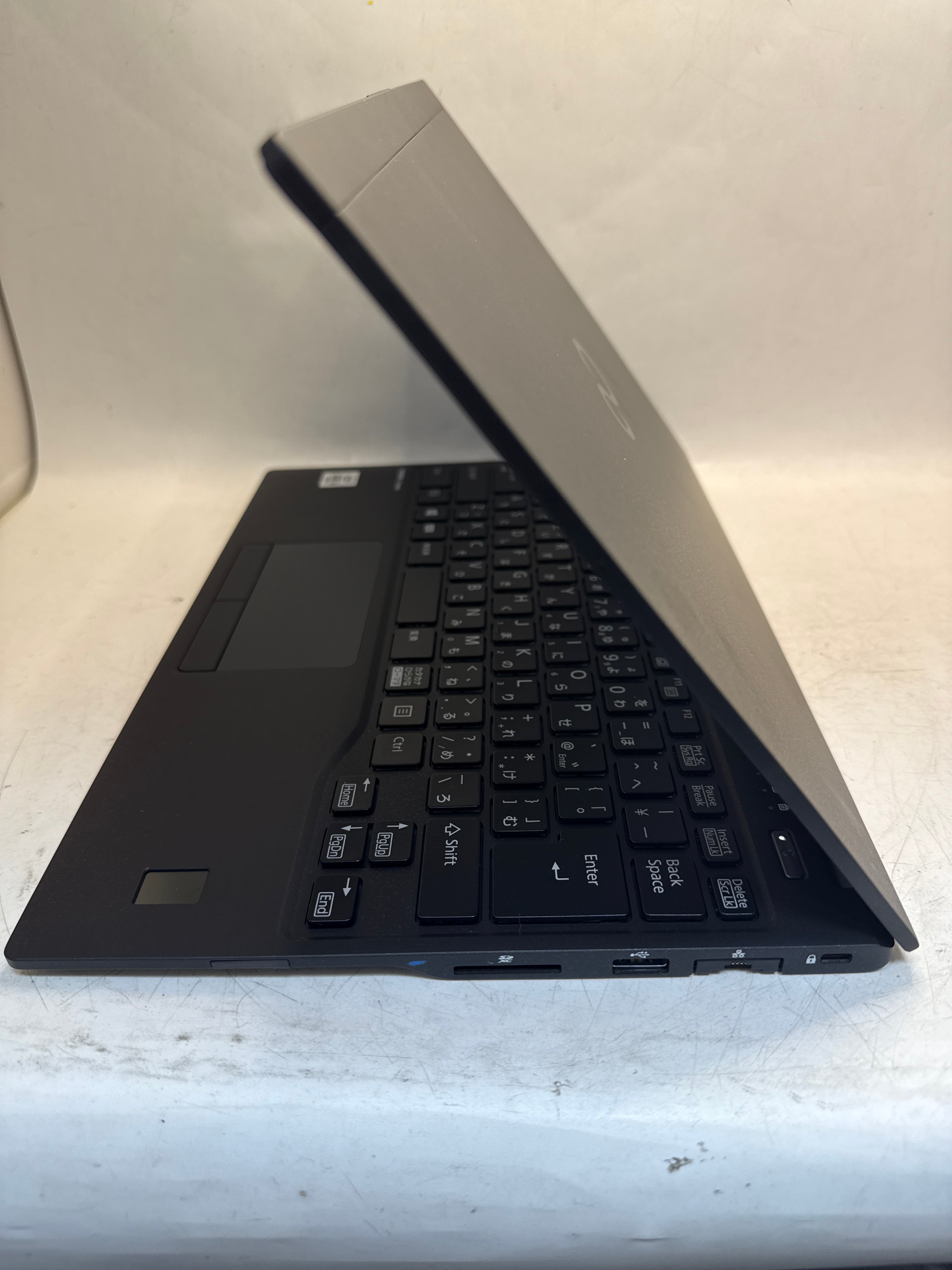 Fujitsu LifeBook U9310/D core i5-10310 8/128GB – ML COMPUTERS