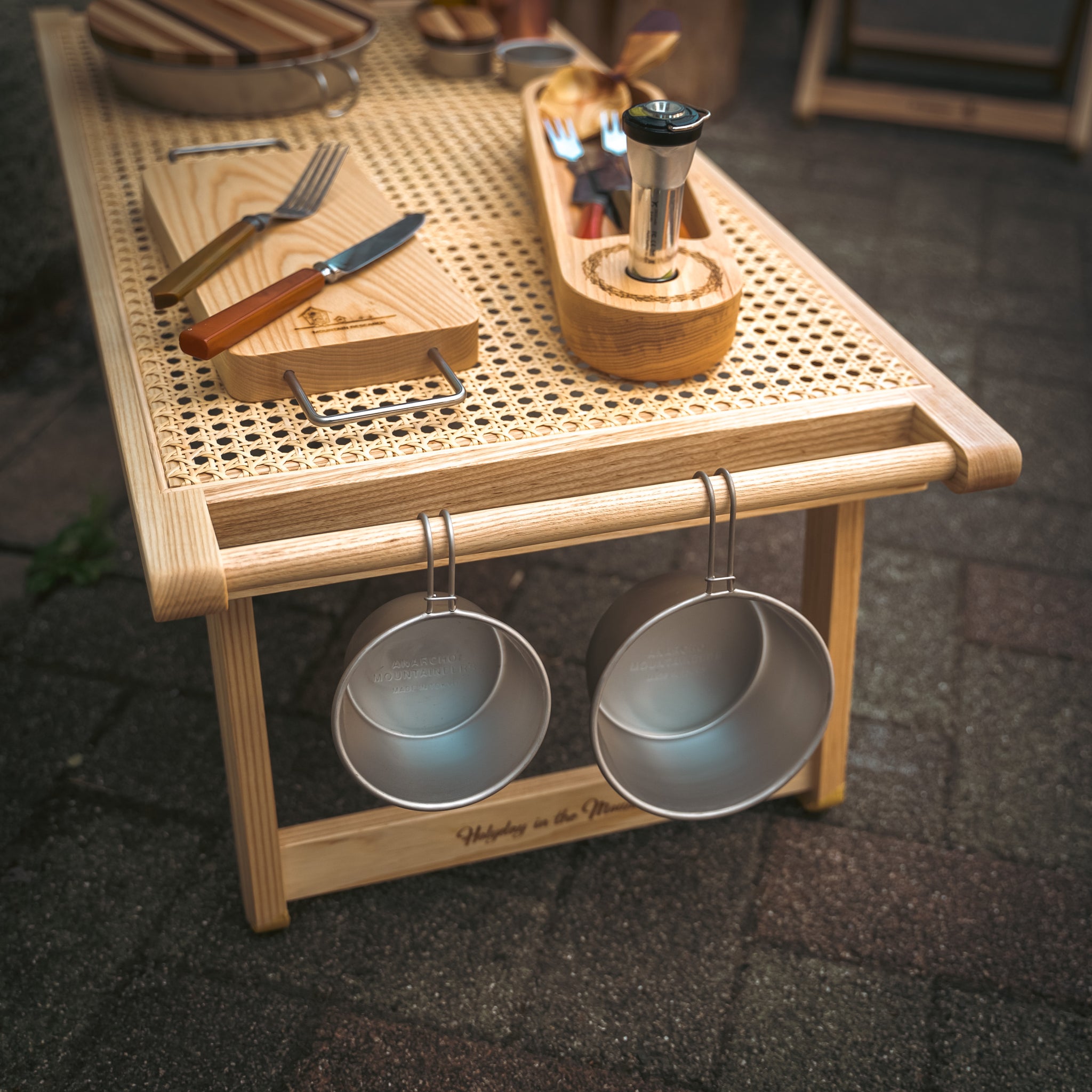 MOUNTAIN RESEARCH Rattan Table,Stool – mountain mountain factory