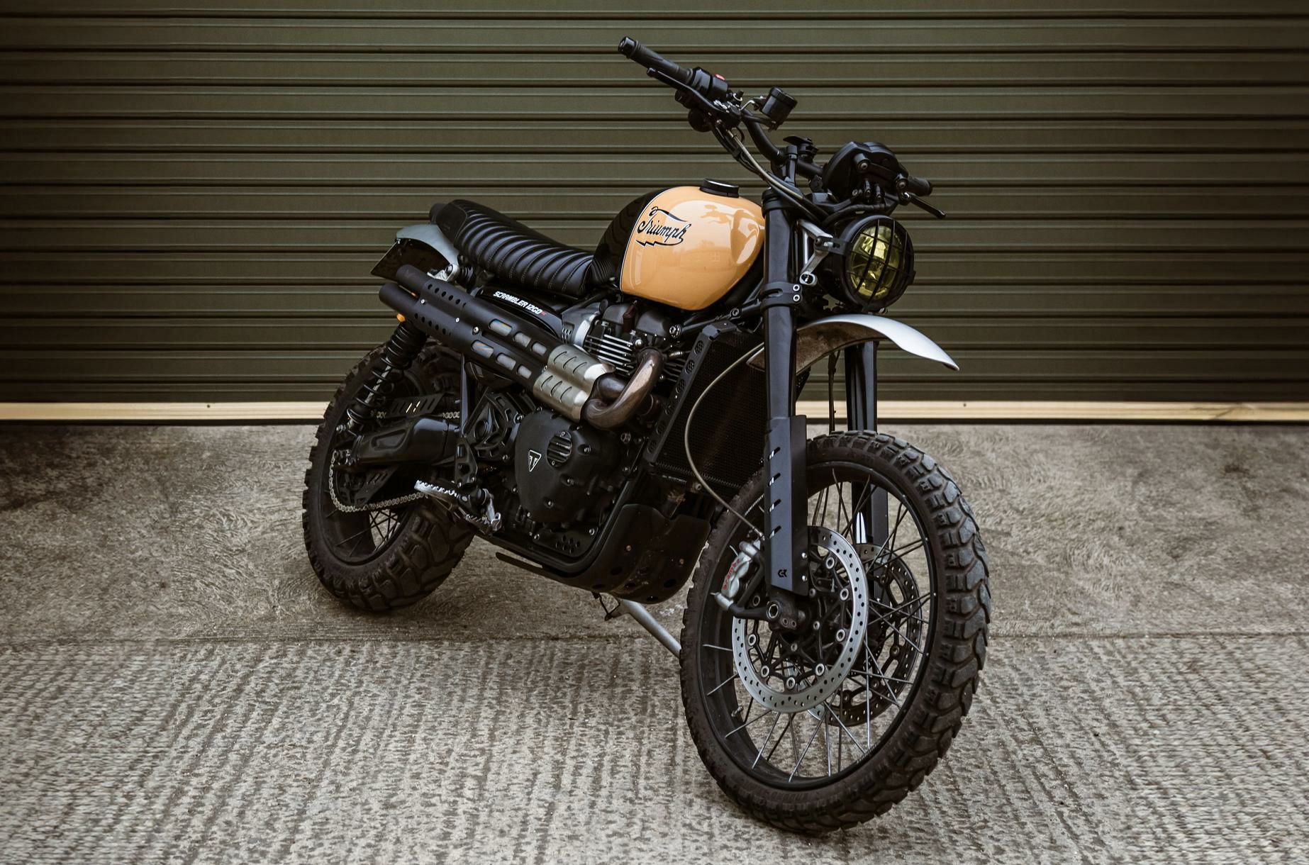 トライアンフ スクランブラー1200 1200 XE/XC 24～ ストレートカット