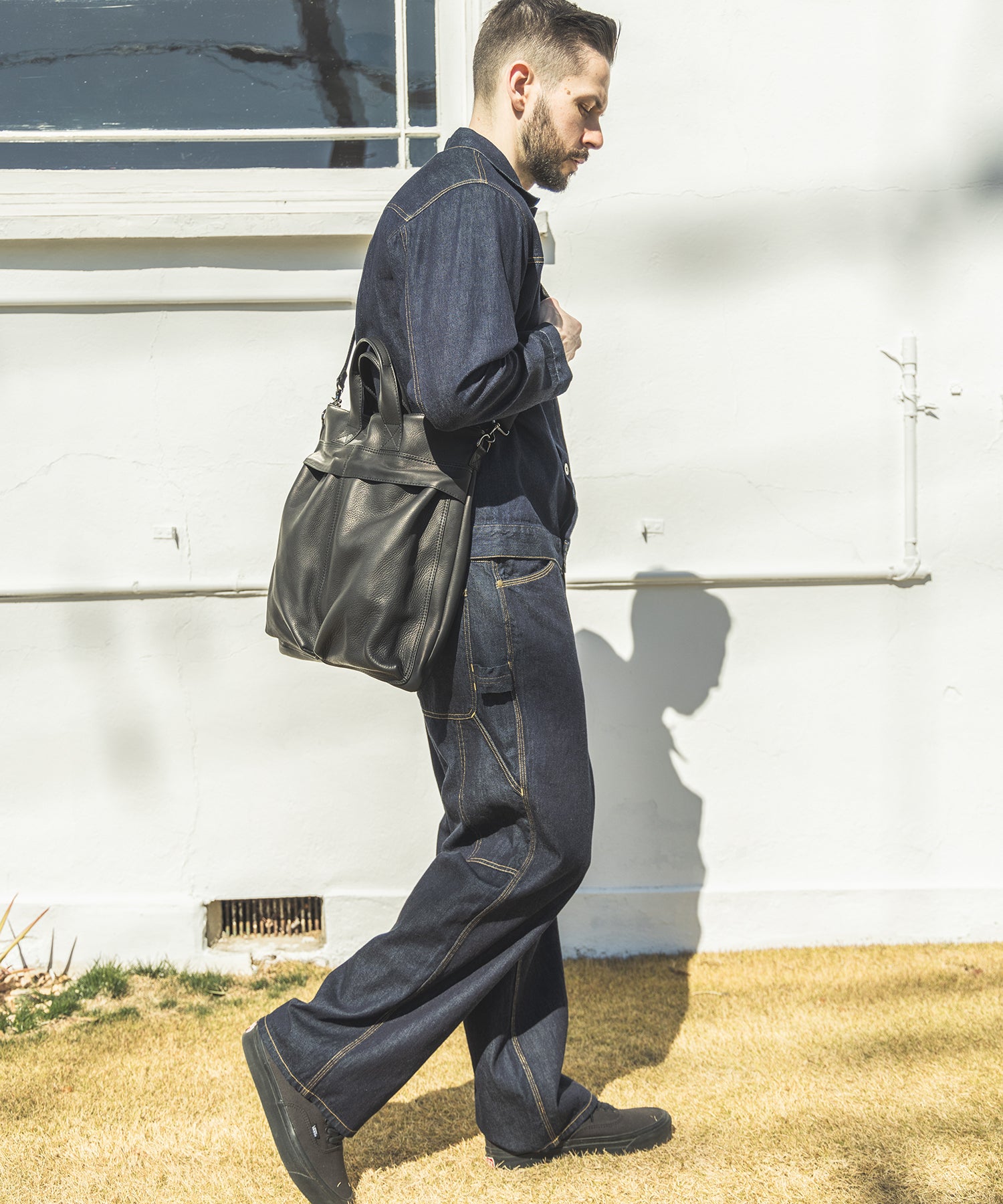 予約商品 】IMPERMA-LEATHER / HELMET BAG / ME666 – MR.OLIVE ONLINE