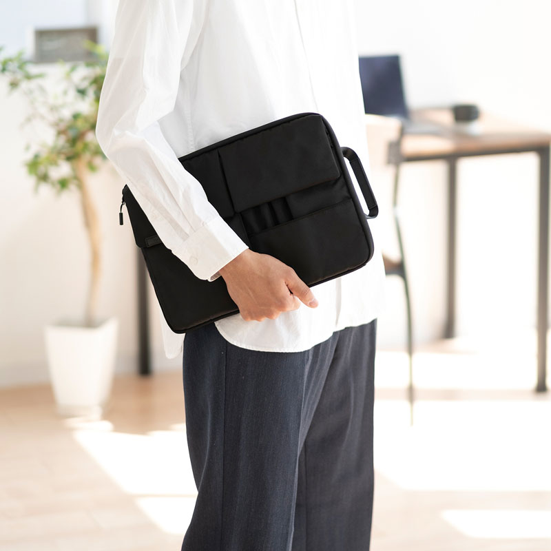 マルチワークケースA4 ブラック ｜ ミスターマックスオンラインストア