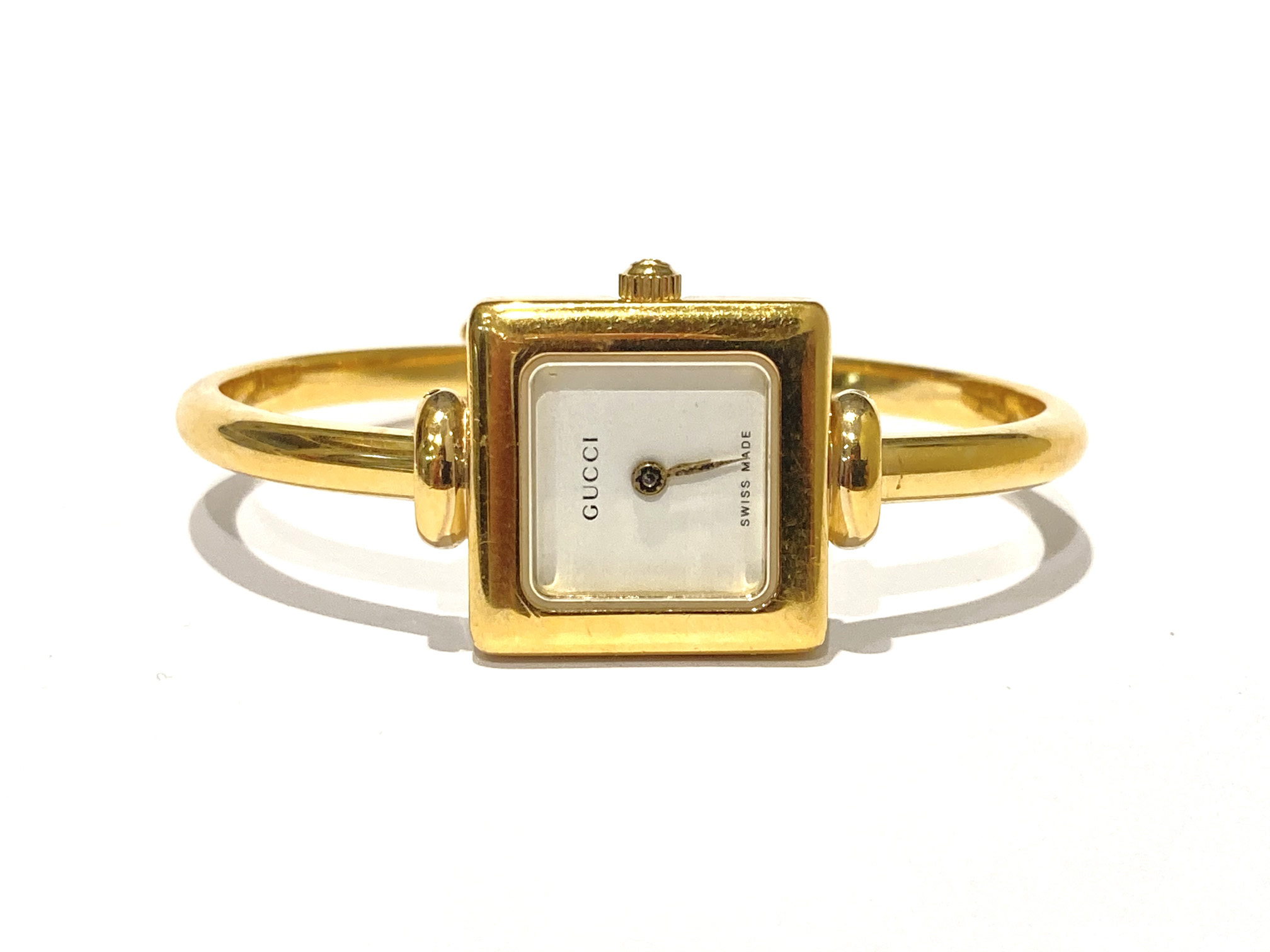 電圧が低下していた GUCCI グッチ 1900Lの電池交換