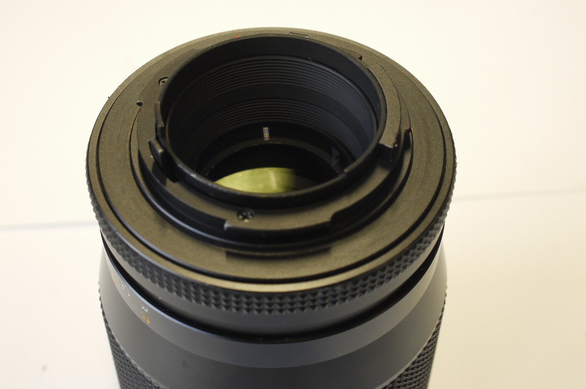 Carl Zeiss 135mm f2.8 Sonnar T* manual focus lens in Contax