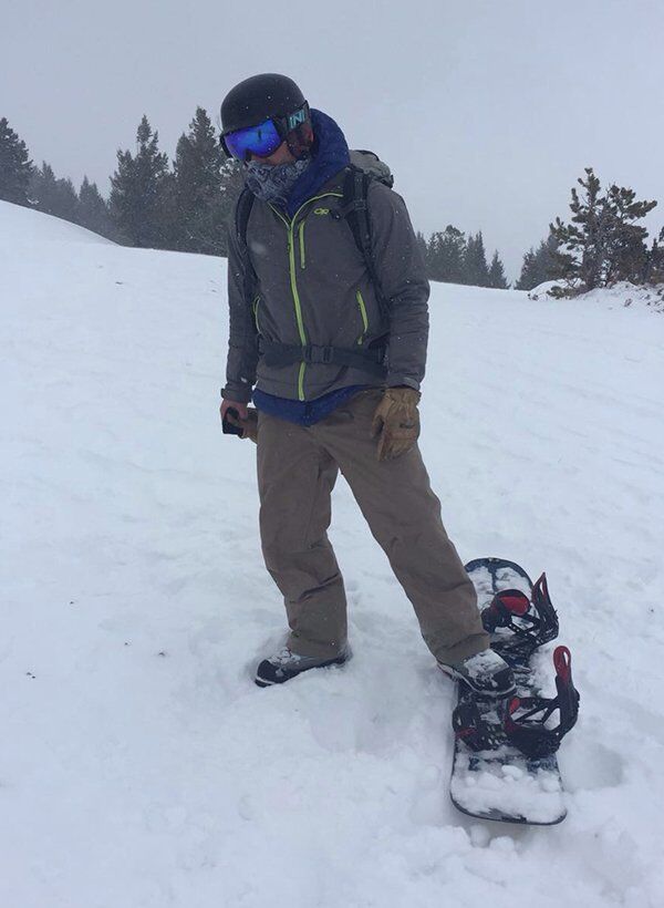 Patagonia Snowshot Pants Review: The Perfect Gear for Snowboarding